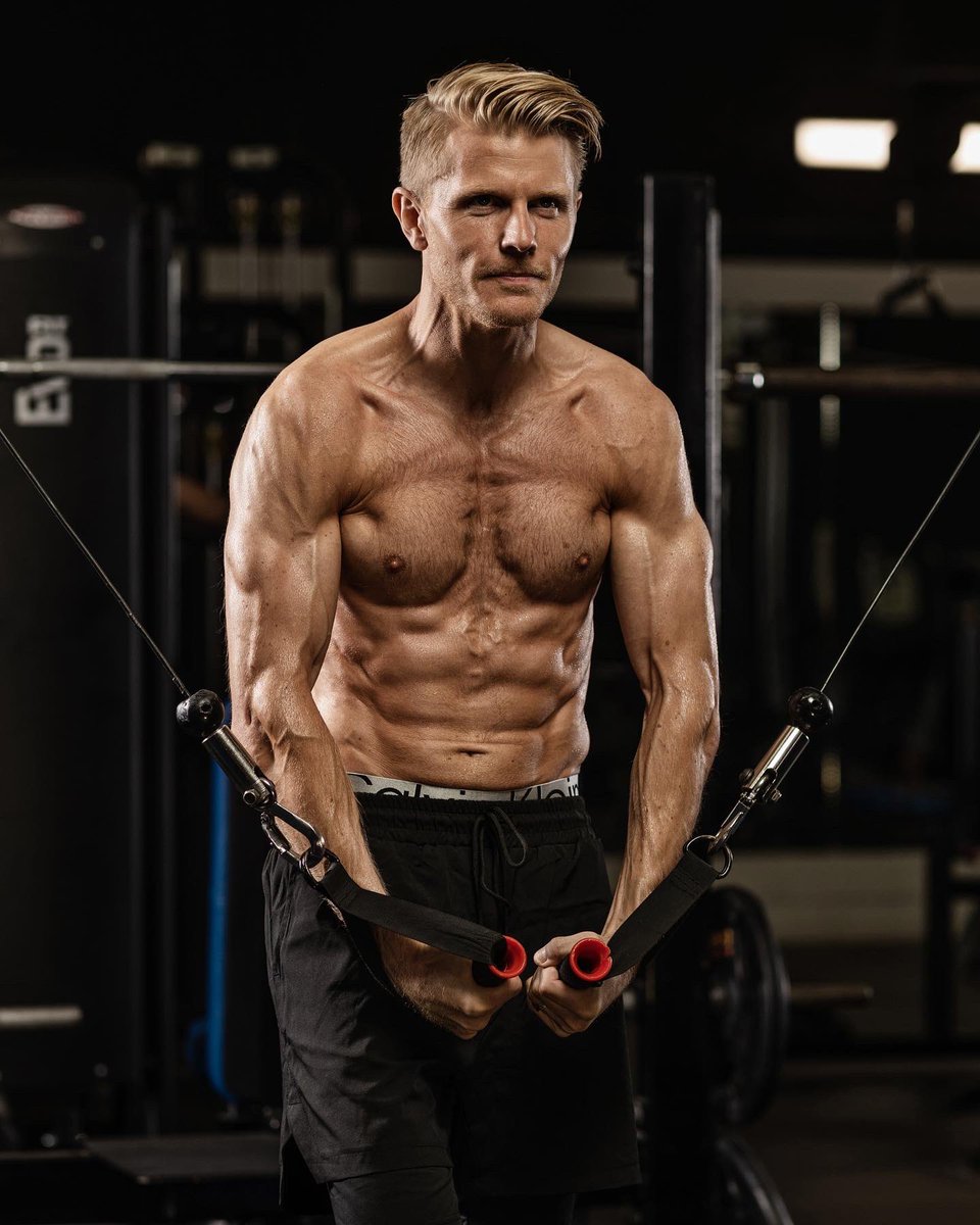 Simon Schofield tweet media