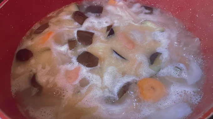 ソプスクの願掛けでカレー作ってる 
