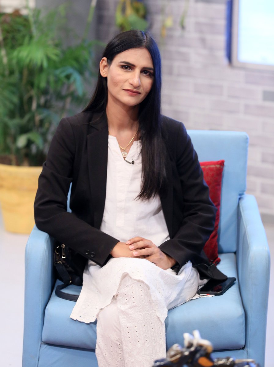 TVOnePk's tweet photo. Glimpse from today's Morning Star with Azfar

#MSTvOne #MorningStarWithAzfar #MorningStar #TVOnePK #RiseandSmile #Azfar #chefmuneeza https://t.co/npVnpOFMkN