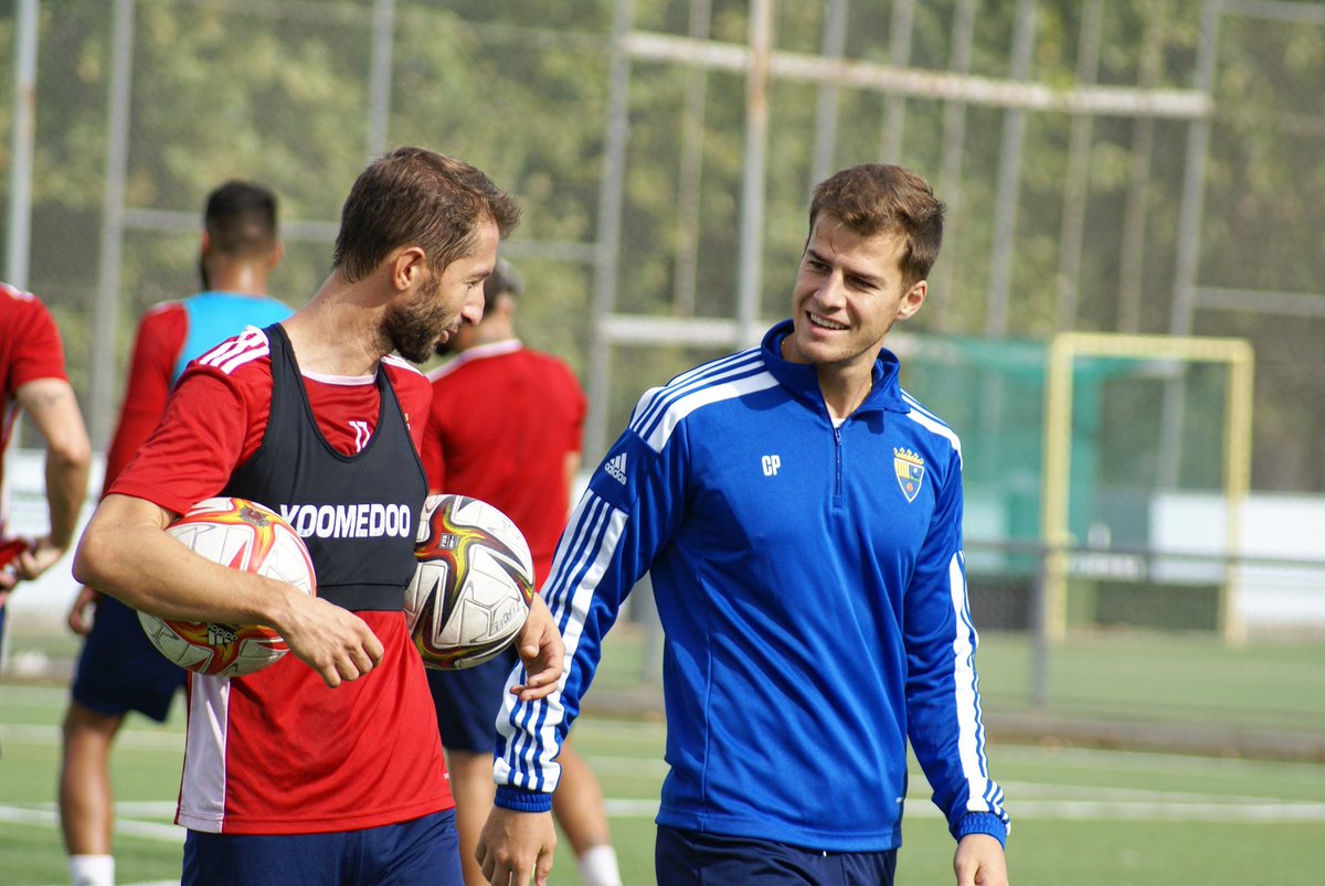 ¡Seguimos! 🔛

Segunda sesión semanal previa al partido ante <a href="/UEO1921/">Unió Esportiva Olot</a> de este próximo domingo. 

¡Vamos Teruel! ❤️💙