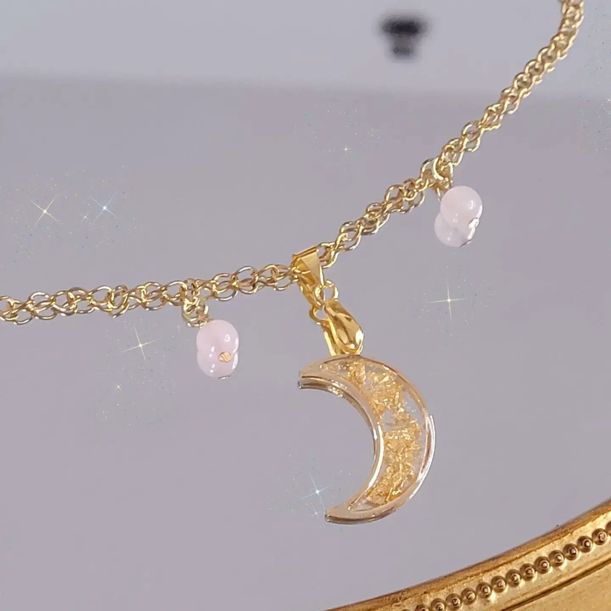 kendraflutter's tweet image. Hey! Thank you to all of my followers who kept sticking around while I was away due to mental health issues and burnout.&amp;lt;3 I&apos;m going to slowly become active online again. 
For now, I&apos;ve restocked a few old favorites in the shop!