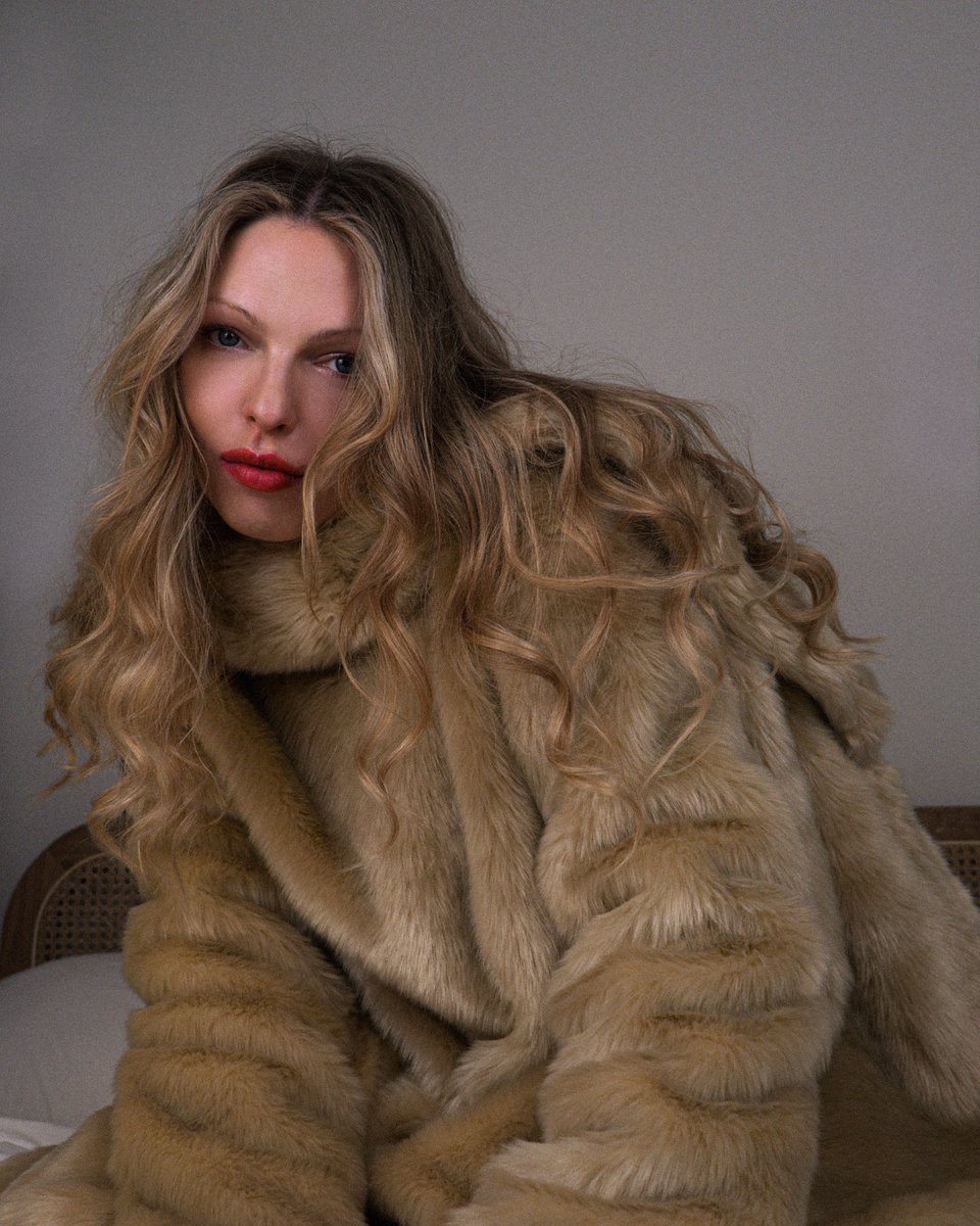 Check this out <a href="/Illustrate_Mag/">Illustrate Magazine</a> | The Independent Music Magazine #musicmagazine #musicnews #feature #illustratemagazine: I’m Not Coming by <a href="/ItsLucyLane/">Lucy Lane</a> : Review - illustratemagazine.com/im-not-coming-…