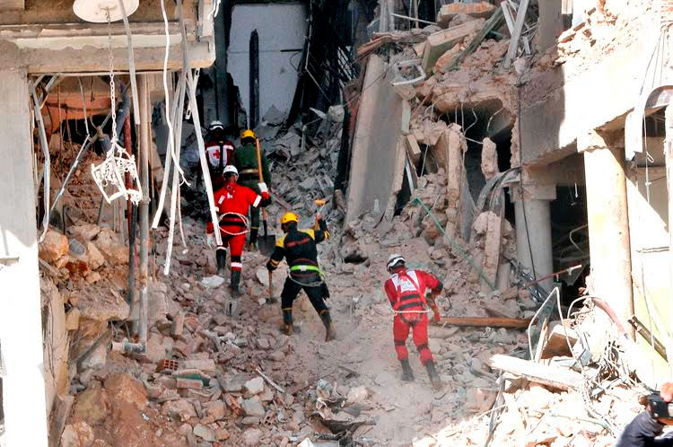 "La Revolución no es una lucha por el presente, la Revolución es una lucha por el futuro; la Revolución tiene siempre su vista puesta en el porvenir y la patria en que pensamos, la sociedad que concebimos como sociedad justa y digna de los hombres, es la patria del mañana."