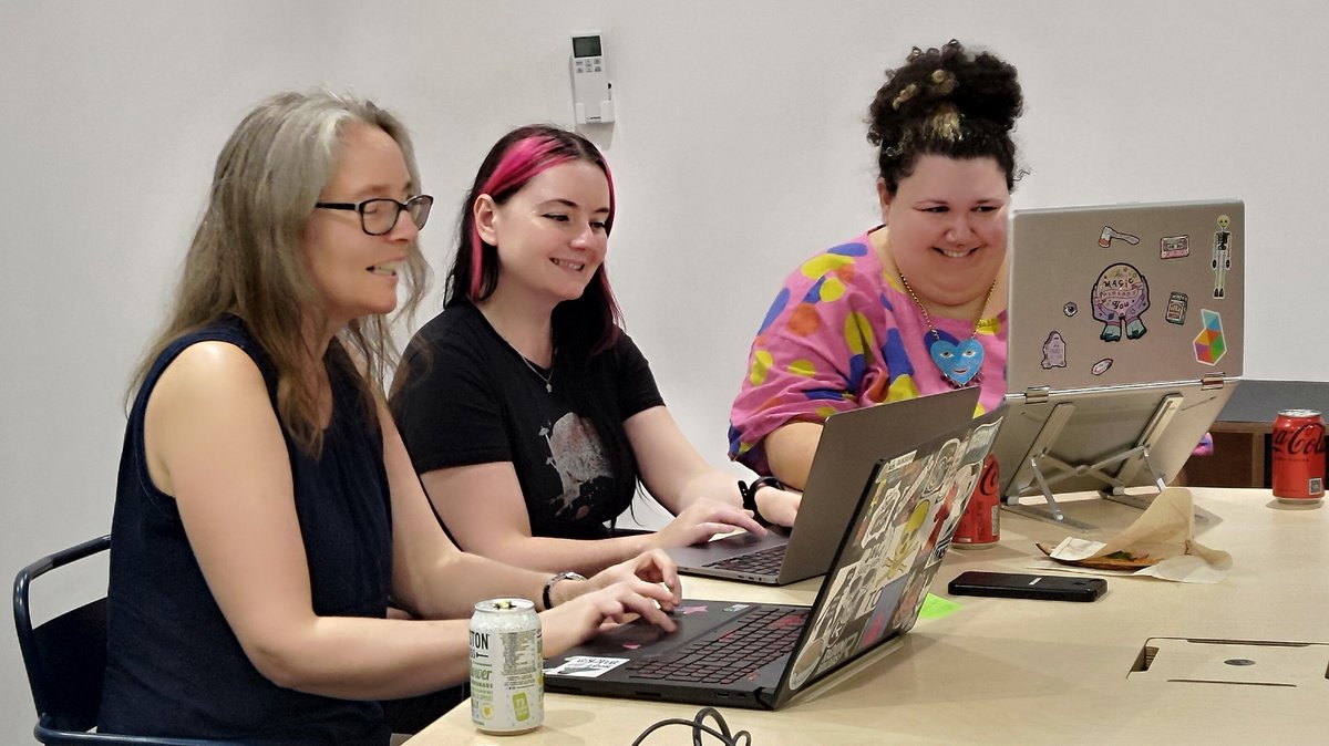 CodebarBrighton's tweet photo. Yesterday's workshop at @mpbcom was marvellous again. Laughter and concentrated faces in equal measure. Looking forward to the next one already? We will be at @gene_commerce on the 20th! https://t.co/yE2WMLU2hi