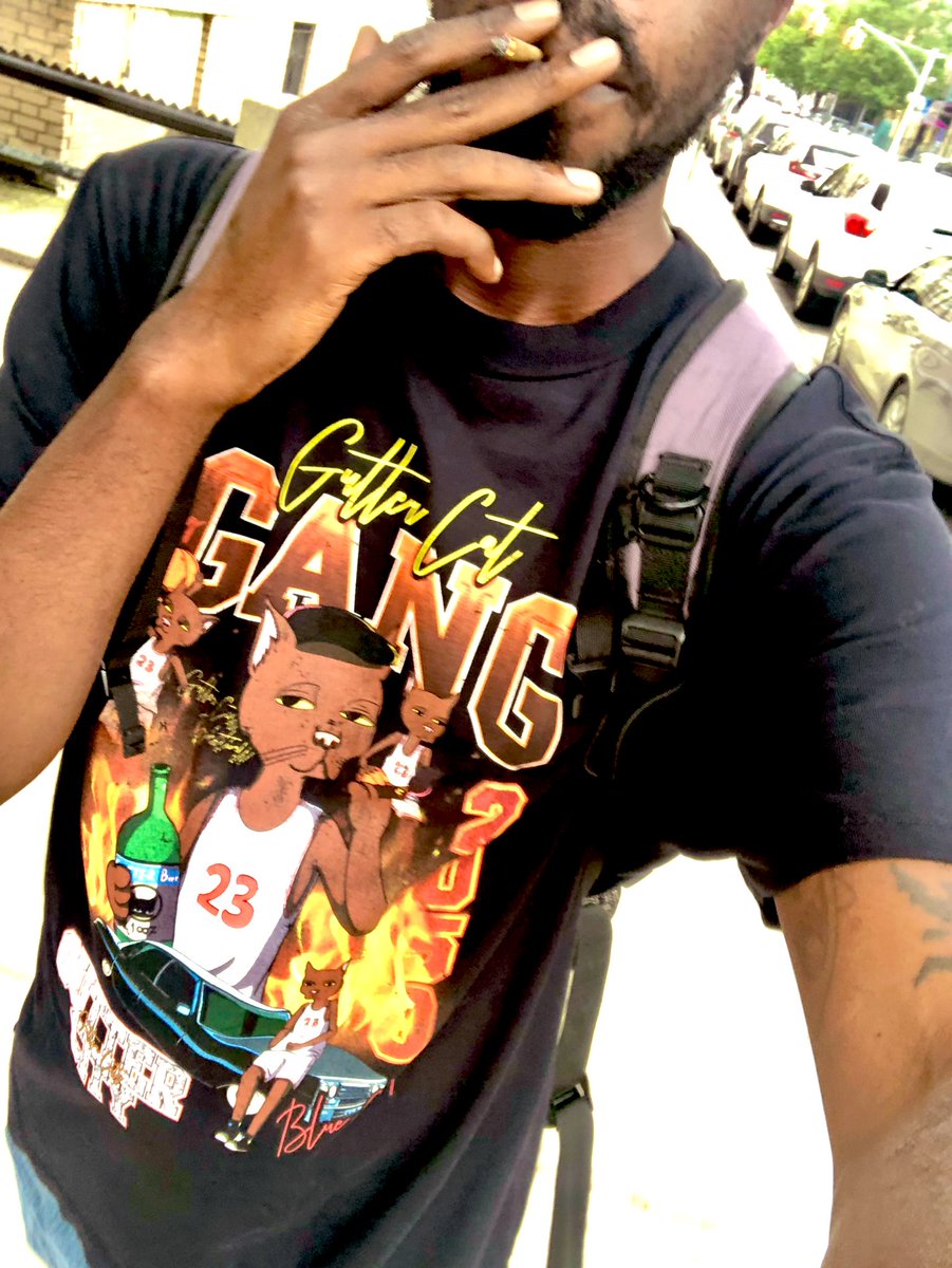 FinchMuted's tweet photo. On Wednesdays we wear GCG and blaze! #GutterMerch https://t.co/tKBTnAH66u