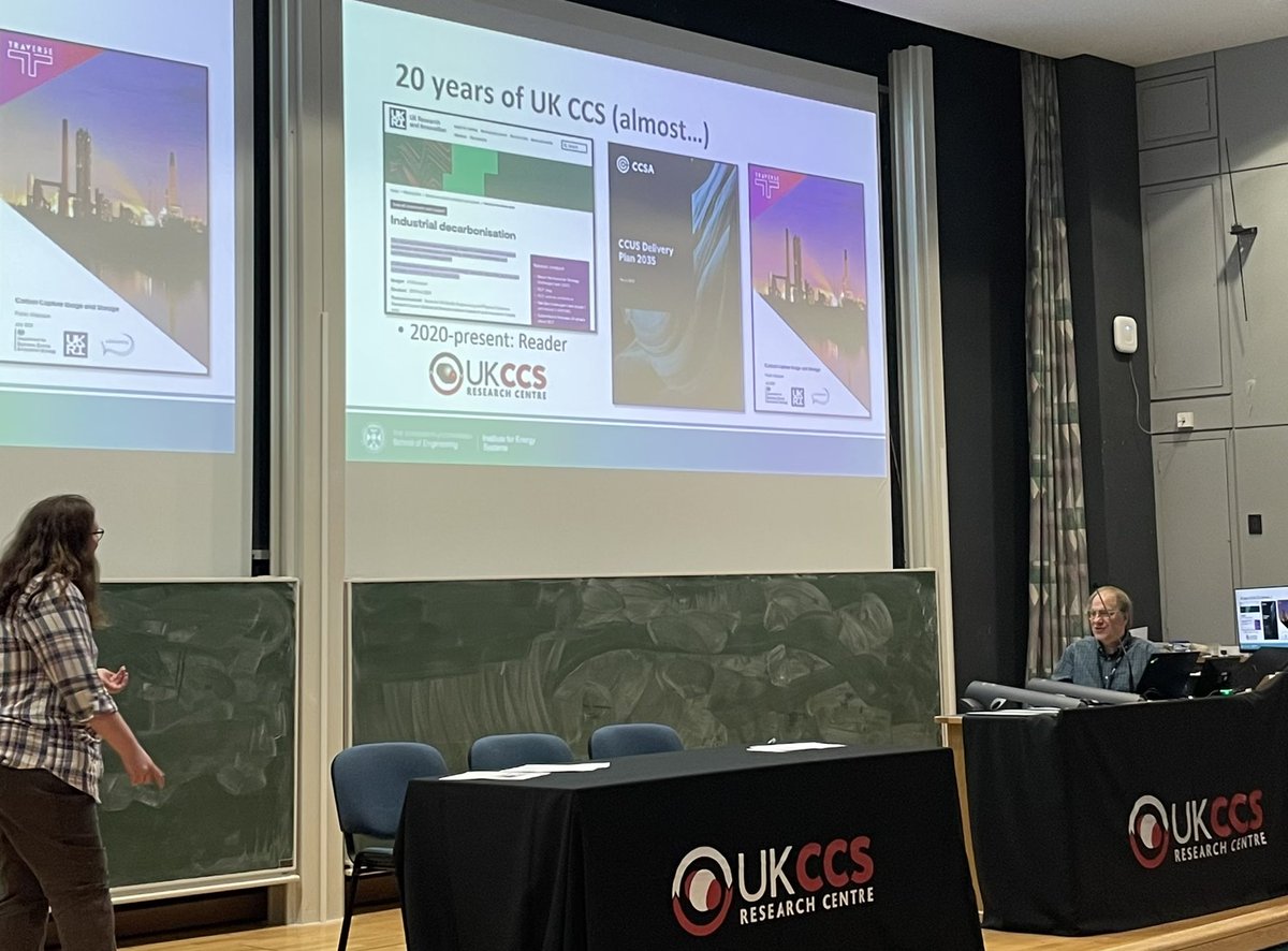 serapozmen53's tweet photo. Hannah Chalmers, at @UKCCSRC autumn conference presented us with both her career steps and improvements of the @UKCCSRC in the past 20 years. As an ECR I can say that it was highly useful to hear her suggestions for the ECRs! #UKCCSRC2022 https://t.co/PVpF4xGhUP