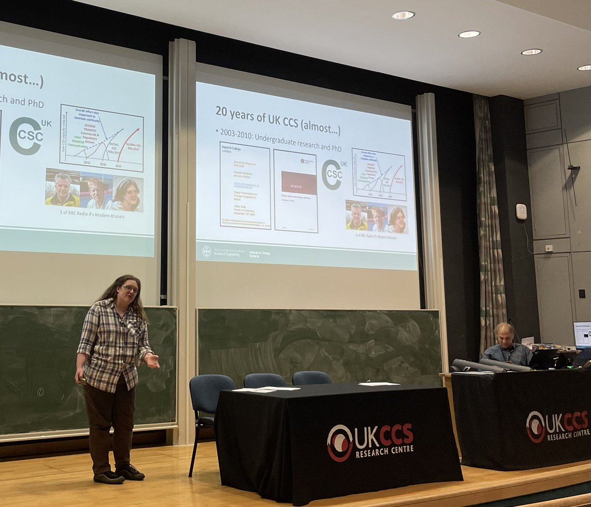 serapozmen53's tweet photo. Hannah Chalmers, at @UKCCSRC autumn conference presented us with both her career steps and improvements of the @UKCCSRC in the past 20 years. As an ECR I can say that it was highly useful to hear her suggestions for the ECRs! #UKCCSRC2022 https://t.co/PVpF4xGhUP