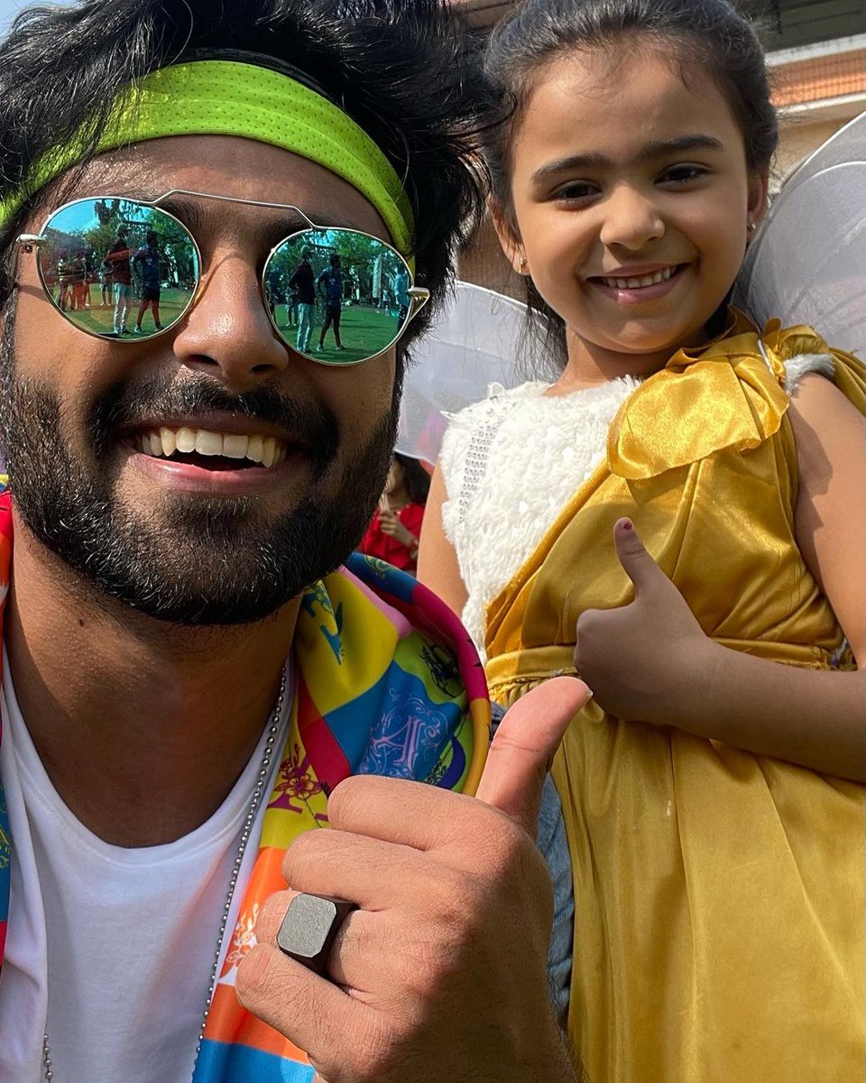 karthika_N 🥰🎈❤️ (@karthikaeanee_n) on Twitter photo Ashwin my hearty wishes baby nee sugar reached 12 M 💕 ❤️❤️❤️ my most favorite song baby nee sugar music video. My best wishes to the whole team <a href="/i_amak/">Ashwin Kumar</a> #BabyNeeSugar
<a href="/i_amak/">Ashwin Kumar</a> #Losliya #Vriddhi
<a href="/SGCMedia22/">SGC Media</a> #MagVen <a href="/mahiram20/">Magesh ram</a> <a href="/iamSandy_Off/">SANDY</a> <a href="/iamvenkat6/">Venkatesh</a> <a href="/osho_venkat/">Osho Venkat</a>
#AshwinKumar Ashwin my hearty wishes baby nee sugar reached 12 M 💕 ❤️❤️❤️ my most favorite song baby nee sugar music video. My best wishes to the whole team <a href="/i_amak/">Ashwin Kumar</a> #BabyNeeSugar
<a href="/i_amak/">Ashwin Kumar</a> #Losliya #Vriddhi
<a href="/SGCMedia22/">SGC Media</a> #MagVen <a href="/mahiram20/">Magesh ram</a> <a href="/iamSandy_Off/">SANDY</a> <a href="/iamvenkat6/">Venkatesh</a> <a href="/osho_venkat/">Osho Venkat</a>
#AshwinKumar