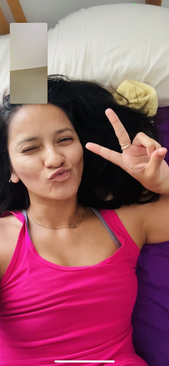 Early morning talks with my <a href="/jenn_tenn2/">jen</a> 😍😍😍😍