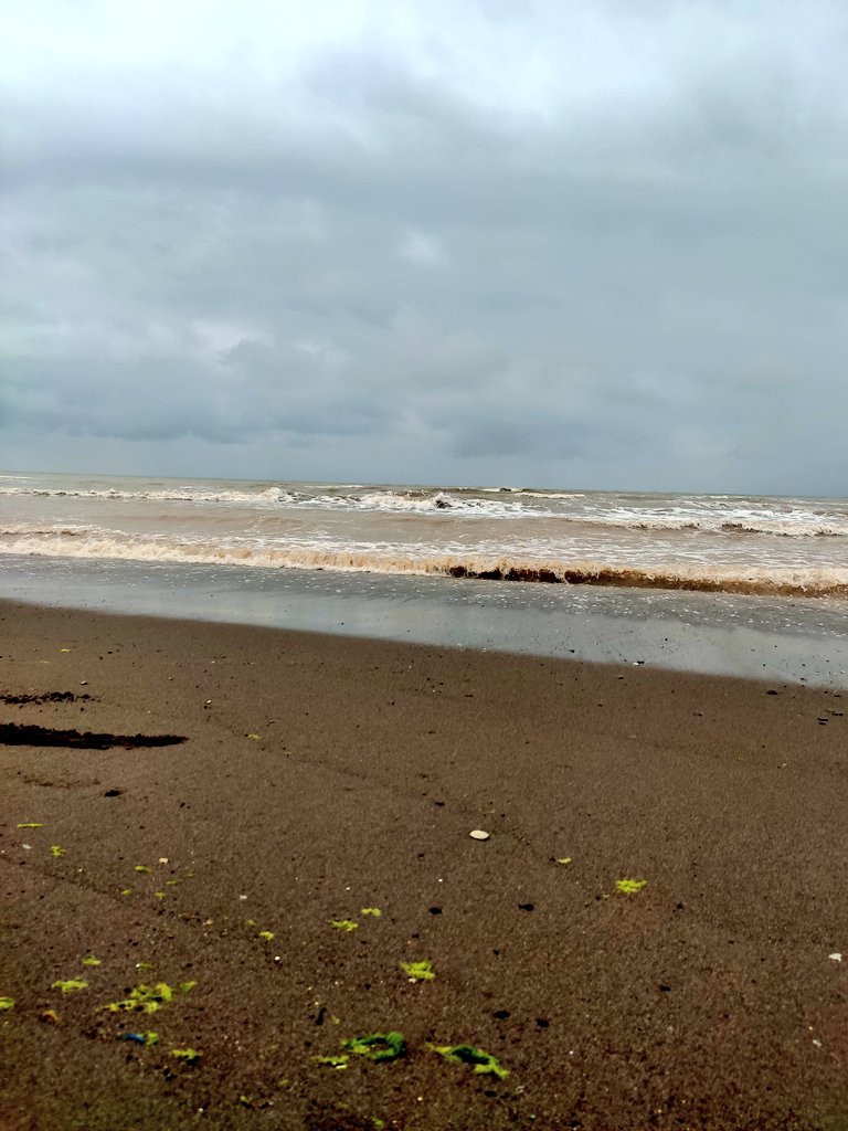 اره بارون میومد خوب یادمه