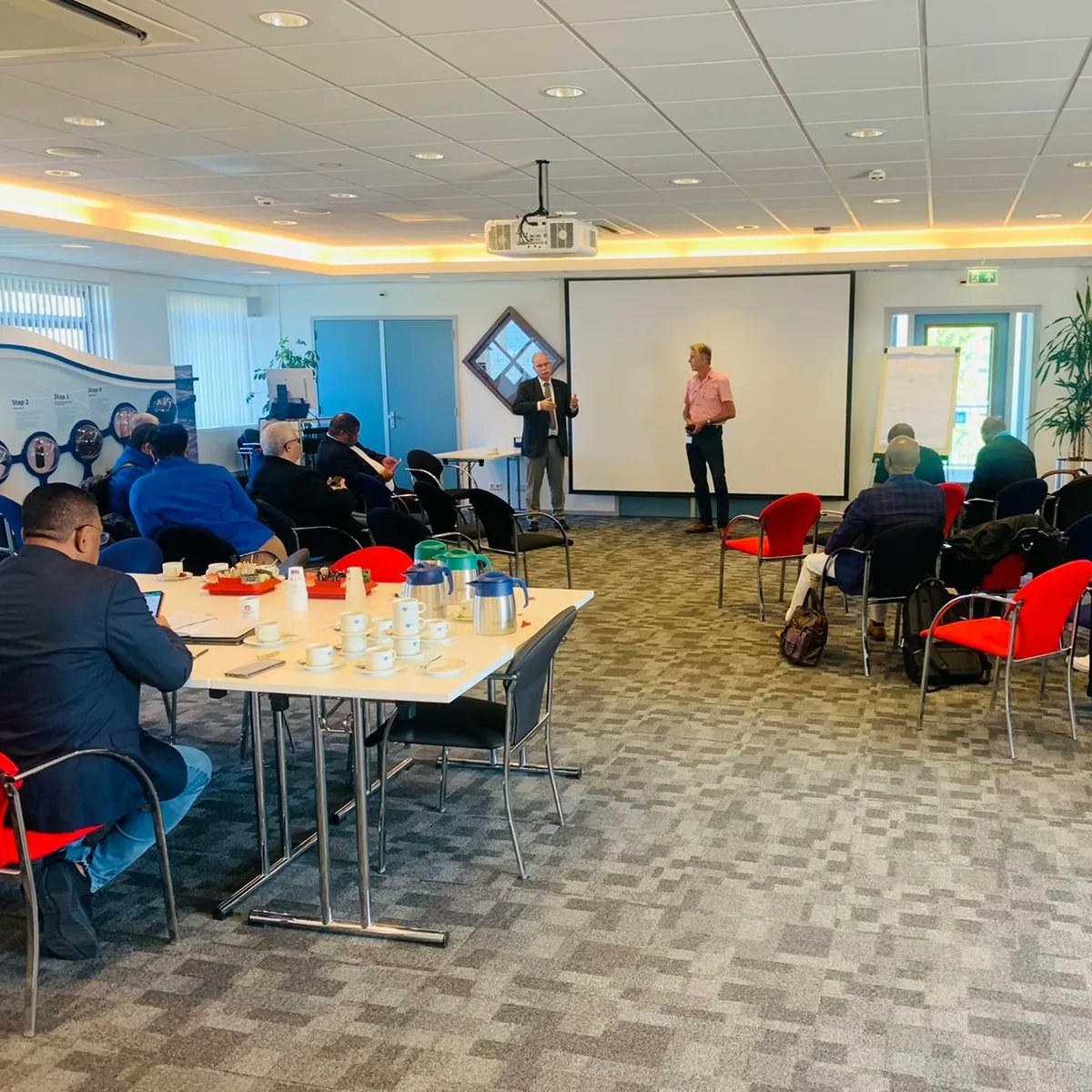 UMngeniUThukela's tweet photo. Day 3 of the #Netherlands #benchmarking trip for @dws_rsa and @UmgeniWater started with a site visit to the Harnerschpolder Wastewater Treatment Works which treats #waste of 1.2million people daily.
#sainnetherlands
#sustainablewatersolutions
#benchmarking https://t.co/3OZ984HRf4