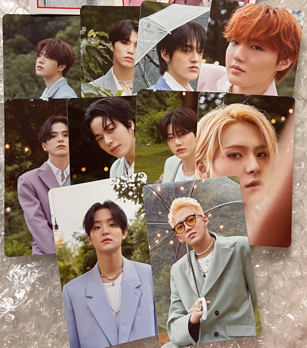 littleCat_YoSa's tweet photo. สถานะสินค้า หารการ์ด Magazine 2ver. อัพเดตเรื่อยๆใต้ทวิตนี้หรือในชีตนะคะ https://t.co/K2PhR4sHFh #YoSaUpdate https://t.co/sO0plly2fj