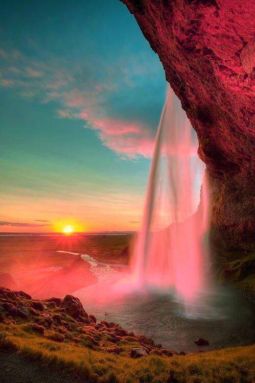 OneLuckyGirl_28's tweet photo. Affirm:

All good things come to me. https://t.co/B9vaixOWNe