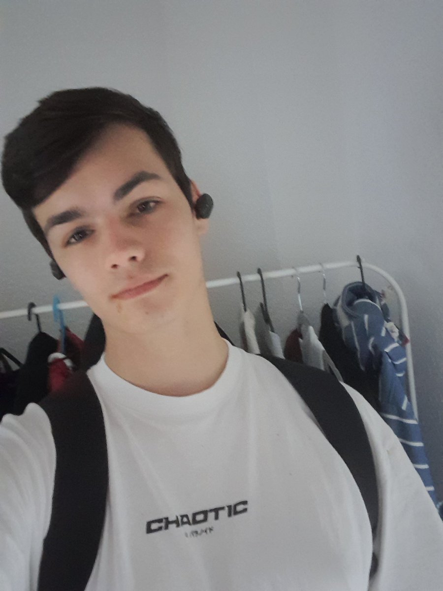 Dark_Cosmic666's tweet photo. Moin Jungs 😇🔥😋

#gayselfie #gayteen #gay https://t.co/IPS3Yf8iuJ
