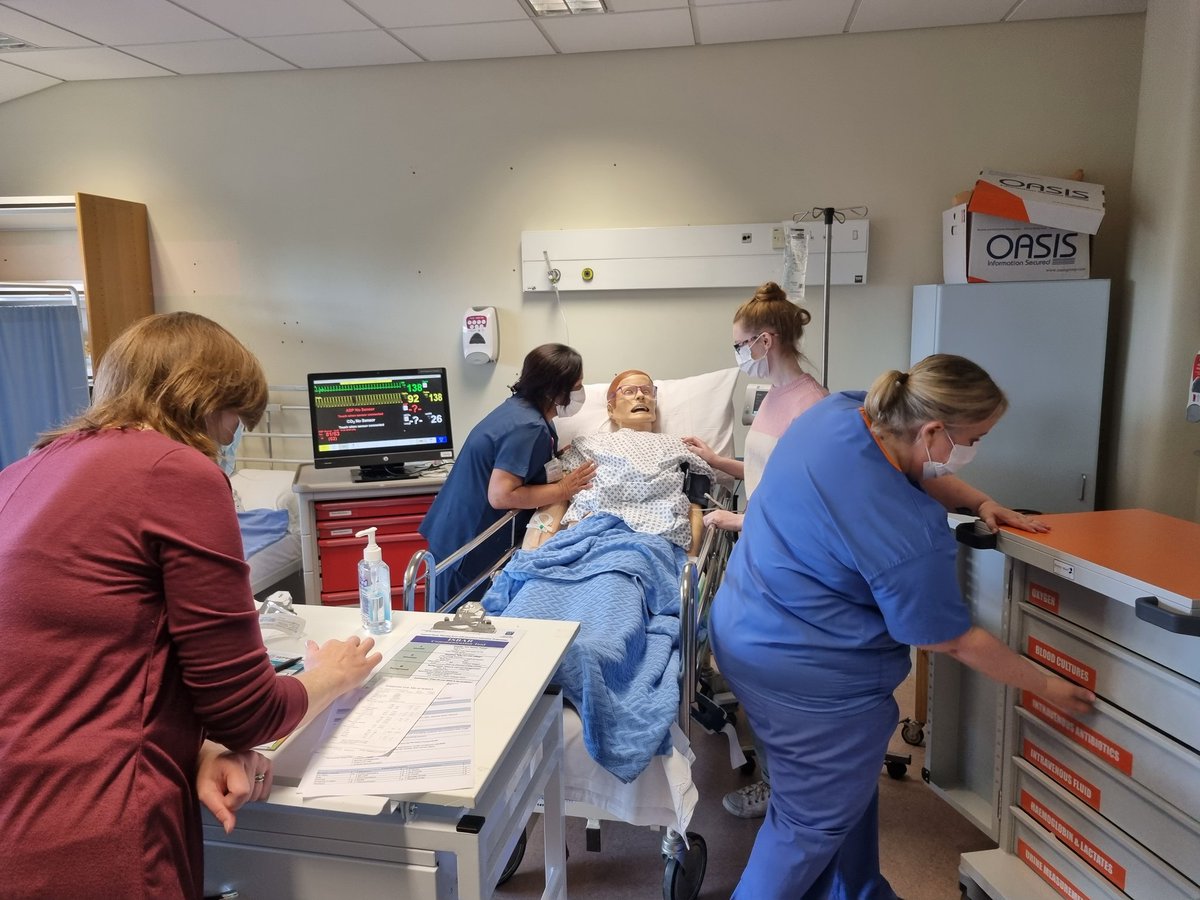 Cathymullen79's tweet photo. Practice has begun ahead of the sepsis sim wars on September 15th in TUH. Competition is hotting up. Who will be the Sepsis Sim Wars champion 2022?! #recognisesepsis #TUHWORKINGTOGETHER #Simulation @vickymeighan https://t.co/HiSRDf5fCv