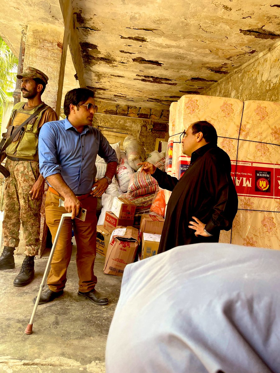 AbiaAkram's tweet photo. Meetings with #WomenwithDisabilities #MenwithDisabilities #YoungVolunteers and the Representative of #OrganizationsofPersonswithDisabilities in #FloodinKPK during the #Distribution @GovtofPakistan @ndmapk @Refugees @UNFPAPakistan @STEPPakistan @wrcommission https://t.co/vT614XORJm