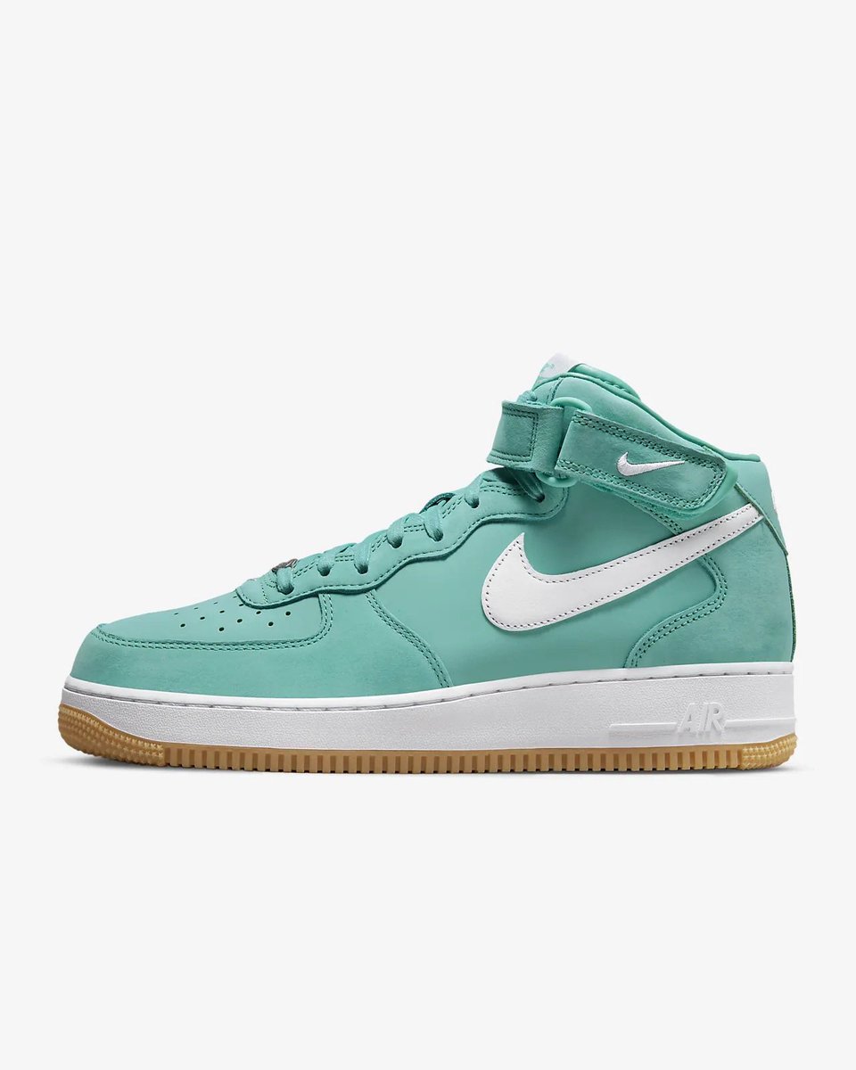 snkr_twitr's tweet photo. Nike Air Force 1 Mid Premium ‘Washed Teal/Gum’

Shop -> https://t.co/csErbICn92

#AD https://t.co/krq7eQCYc5