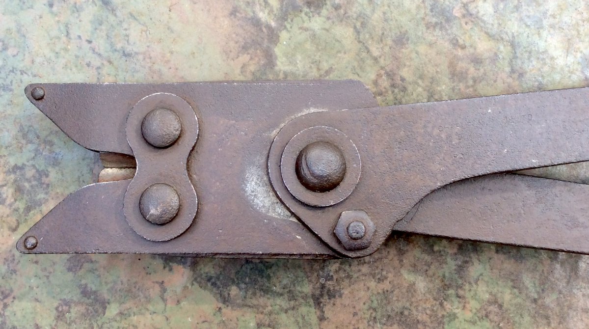 1940Pattern tweet picture