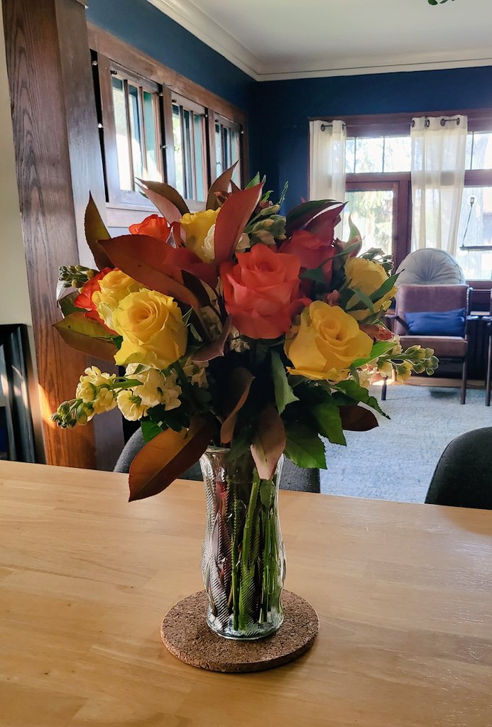 AbbeMSP's tweet photo. My favorite method of #selfcare? Sending myself flowers courtesy of @TheBouqsCo. So beautiful! https://t.co/bWXAli0m3O