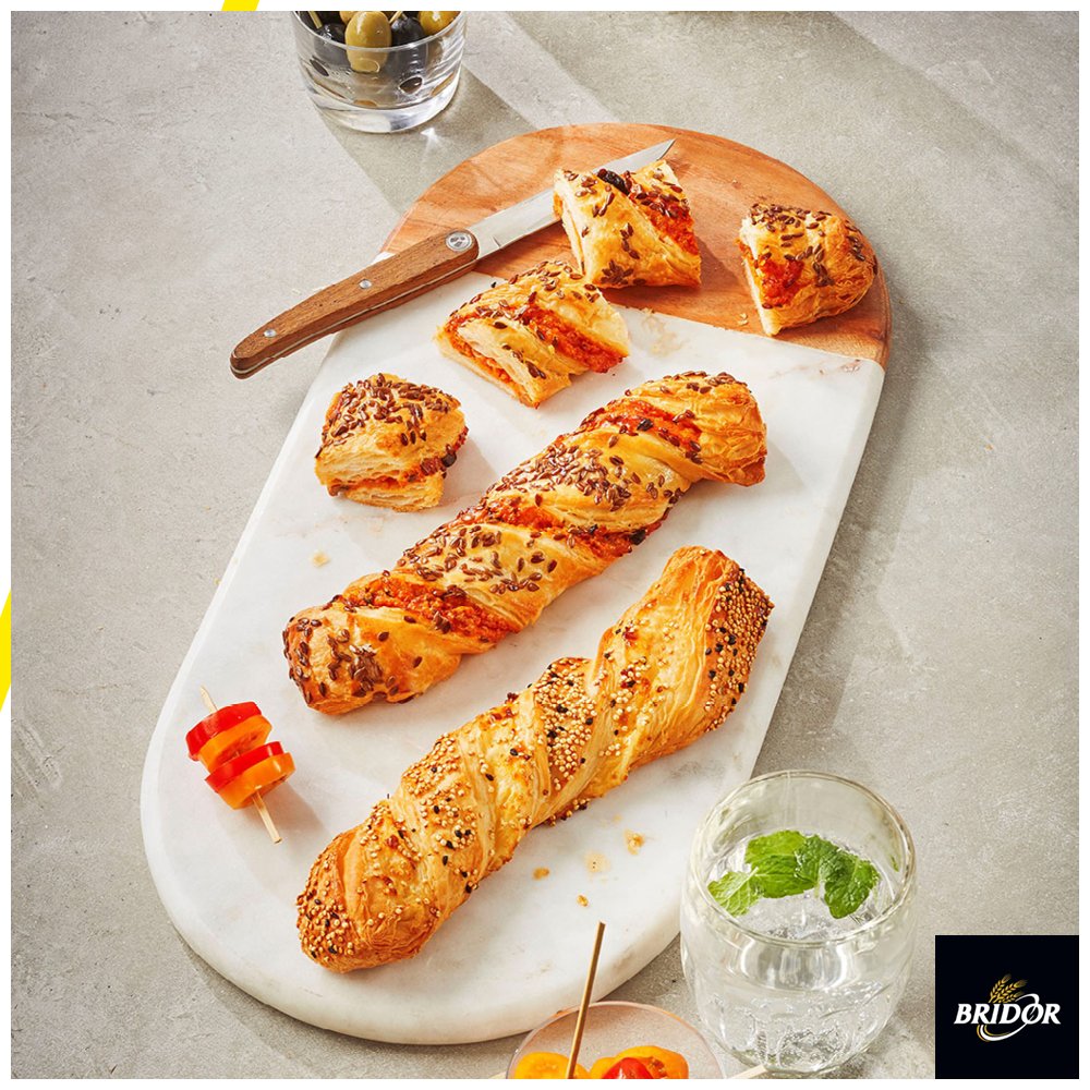 Le saviez-vous ? 

🤔 32% des Français déclarent prendre un apéritif à domicile au moins une fois par semaine.
🙌 89% des consommateurs dans notre étude considèrent nos torsades salées parfaites pour l’apéritif.  

Faites le choix de la #Torsadesalée et sublimez vos apéritifs.