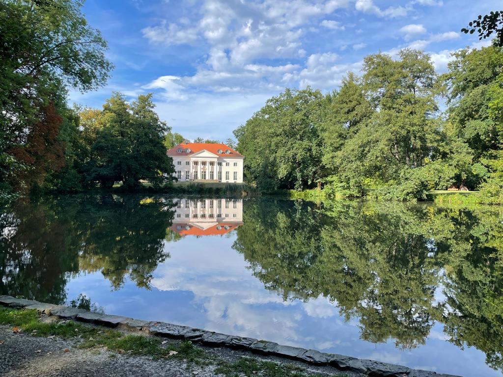 LabShevchenko's tweet photo. 🧑🎓We are at #LySiM Young Scientist retreat! Our delegates arrived to small picturesque town Hofgeismar for training and networking in #liver #CancerResearch with young #Investigators across Germany.
https://t.co/6VrGjIZUHL @mpicbg #sysmed #PHDlife #lipidomics #massspec https://t.co/zlC148PvHP