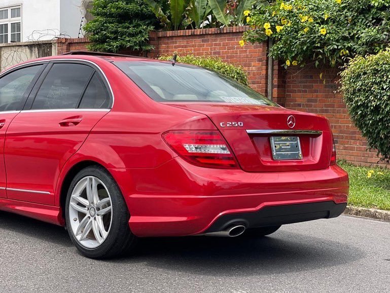 prinaketrading's tweet photo. 2014 MERCEDEZ BENZ C250
#Price: ₵125,000 pɛ
• Mileage: 86,000mL
Engine: 1.8L
Leather Seat Powered Control, Auxiliary Con’t.
Apple Car Play, Smooth Driven.
Call/WhatsApp us now for Inspection 0203400477/0233059006
#PrinakeTrading #Excellence #Automobile https://t.co/bvsUZqq5Ud