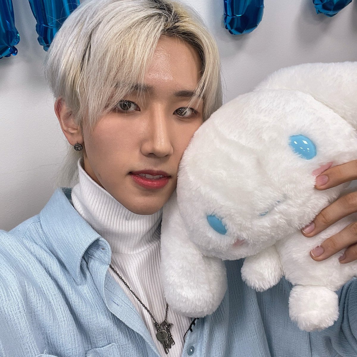 0hyeahjun's tweet image. ╭────────────────.★..─╮
⠀⠀the sun is up, the sky is blue
 it's beautiful, but not as beautiful
⠀⠀⠀⠀⠀⠀⠀as baekgyeul 
╰─..★.────────────────╯

{#ElringSelcaDay #ELSD #ELAST #Baekgyeul #엘라스트 #백결 @ELASTofficial}