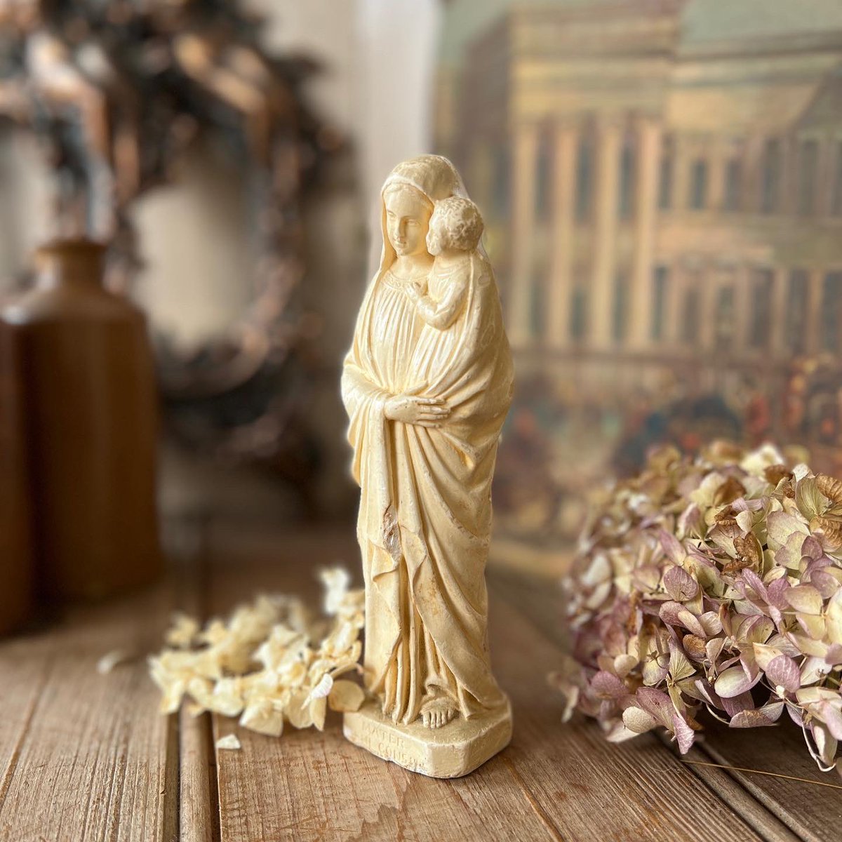 tiny_vintage's tweet photo. Ever so slightly proud as punch to tell you that my little chalkware statue of the Virgin Mary and baby Jesus have been purchased by the set director at The Crown Season 5 Elstree Studios! What a rush!

#netflixoriginal #thequeen #prop #setprop #thecrown #seasonfive #virginmary https://t.co/qzc2tCWDfz