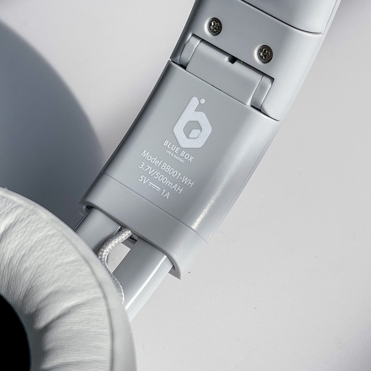 น้องคนนี้คือตอบโจทย์สำหรับคนชอบฟังเพลงง น้องน้ำหนักเบา ราคาน่ารัก
- น้ำหนักเบา - ฟังต่อเนื่อง 11 ชม ไม่ต้องชาร์จบ่อย - ดีไซนน้องน่ารักมากกไร้สายยรุงรัง - ราคาน่ารักกกก พิกัด > shope.ee/3plKXqh0BE   ลซด > s.lazada.co.th/l.0EQy