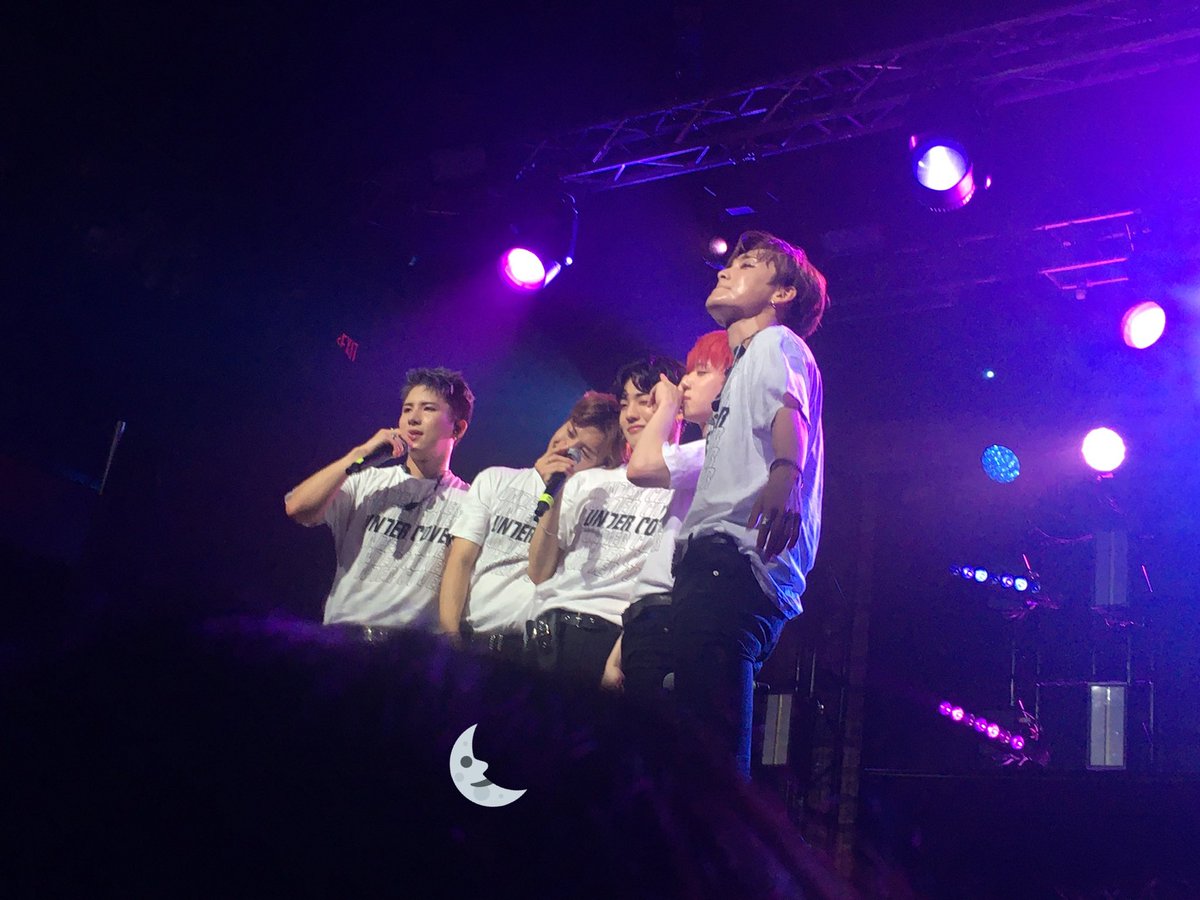 watapakjunhee's tweet photo. 1000 days since I saw a.c.e in Miami π time flies and I miss the boys so much #ACEinMiami https://t.co/pH5kKNsSxW