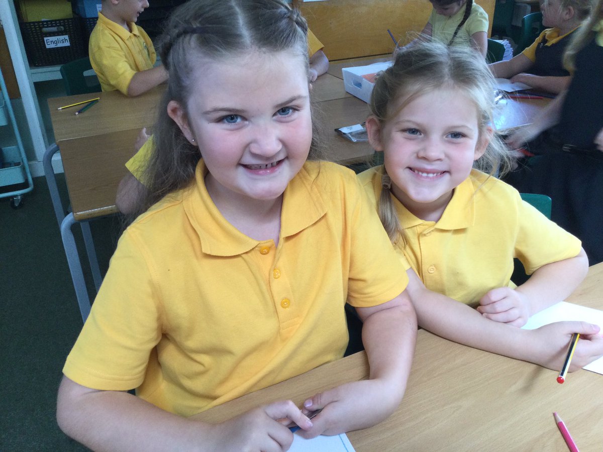 y2_windmill_ce's tweet photo. All Smiles in Y2 #BackToSchool https://t.co/mANdJcjuyx