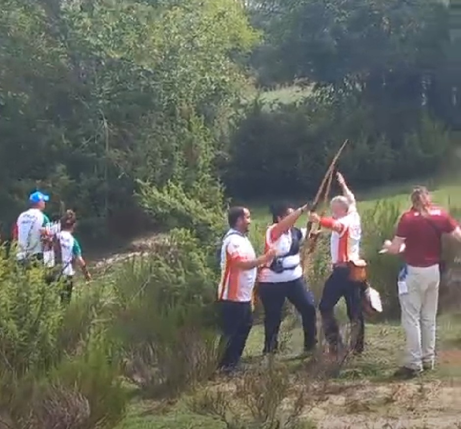 #WA3DTerni22

¡Encarna Garrido y Jairo V. Fernández son CAMPEONES DEL MUNDO!

Nuestra pareja de longbow mixto vence en la final al equipo anfitrión, y la navarra y el asturiano subirán a lo más alto del podium:

Final 🥇 🇪🇦 71:63 🇮🇹

¡SOIS MUY GRANDES! ¡ENHORABUENA!

#TeamRFETA