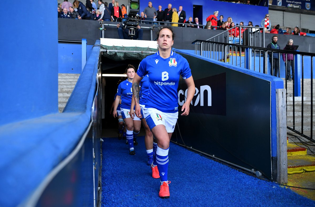 Federugby's tweet photo. 🔵 #Italdonne
Bollettino medico Manuela #Furlan: confermata la lesione del legamento crociato ➡ https://t.co/LiEBMz03Qo
La #FIR e l'intero movimento augurano a Manuela un pronto recupero 💙
#insieme #rugbypassioneitaliana https://t.co/wVMWphNjMV