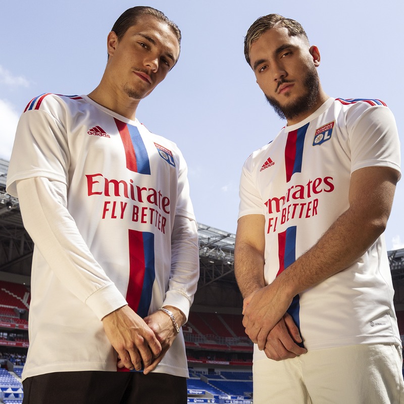 adidasFR's tweet photo. Découvre les maillots de l’Olympique Lyonnais inspiré de la culture lyonnaise. https://t.co/9A212wEwTT