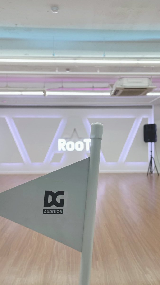 dg_ent_audition's tweet photo. [🚩]

2022.09.07 (Wed)
에이루트 아카데미 #내방오디션 진행🎶

#DGENT #DGEntertainment #디지엔터테인먼트
#신인개발팀 #오디션 #Audition #캐스팅 #CASTING https://t.co/QuMRfRAJhn