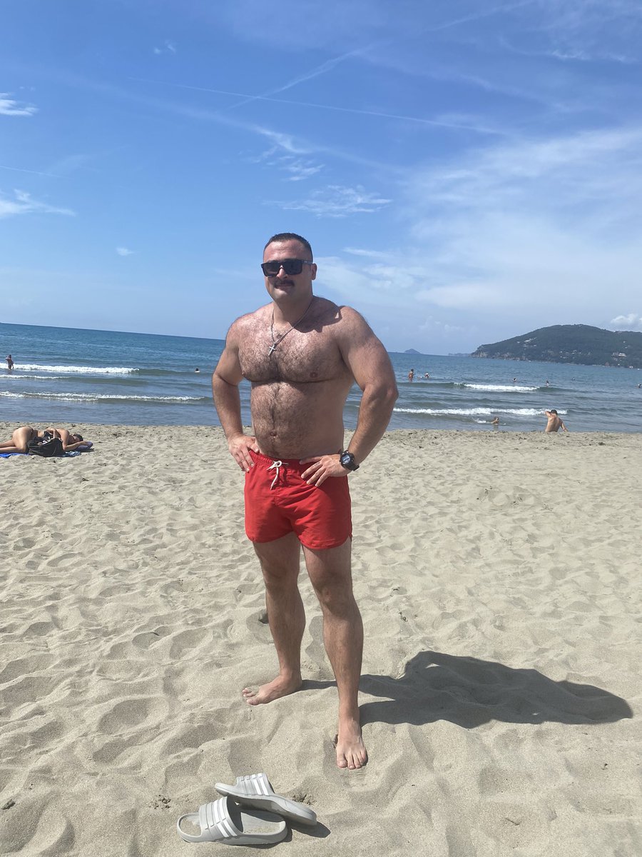 mattia180988's tweet photo. Un giorno di mare finalmente 💪🏻👨🏻 domani si ricomincia https://t.co/8ylERhKrYX