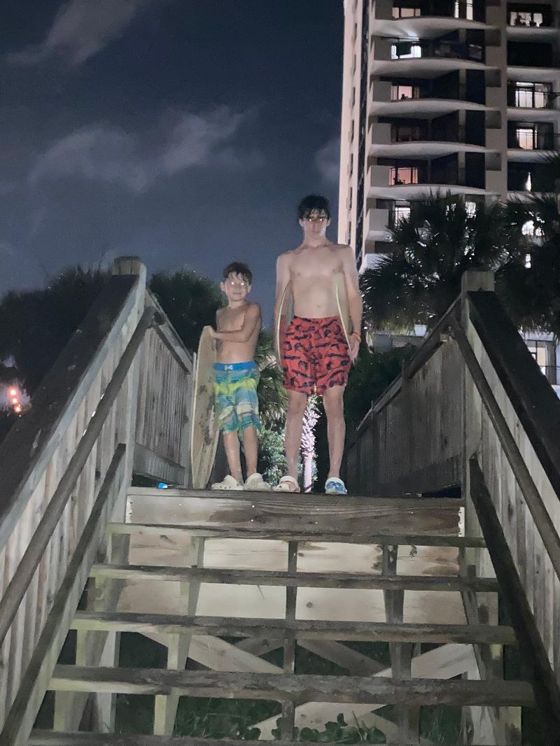 srwallis30's tweet photo. My friend Jenifer is a finalist in The Breakers Resort's Photo Contest- help rally votes: https://t.co/AkmTYTcJHT @BrittainResorts https://t.co/5pWWLmFWqj