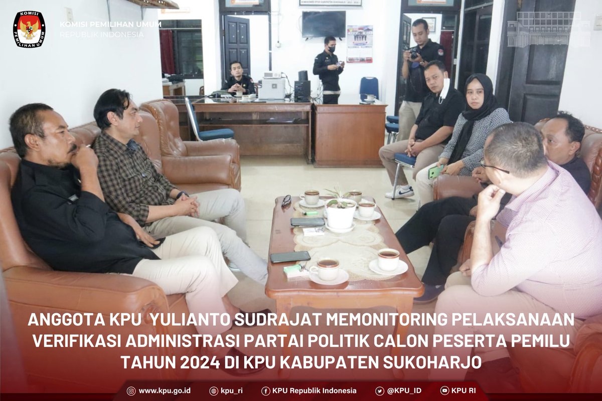 Kpu Ri On Twitter Temanpemilih Anggota Kpu Yulianto Sudrajat