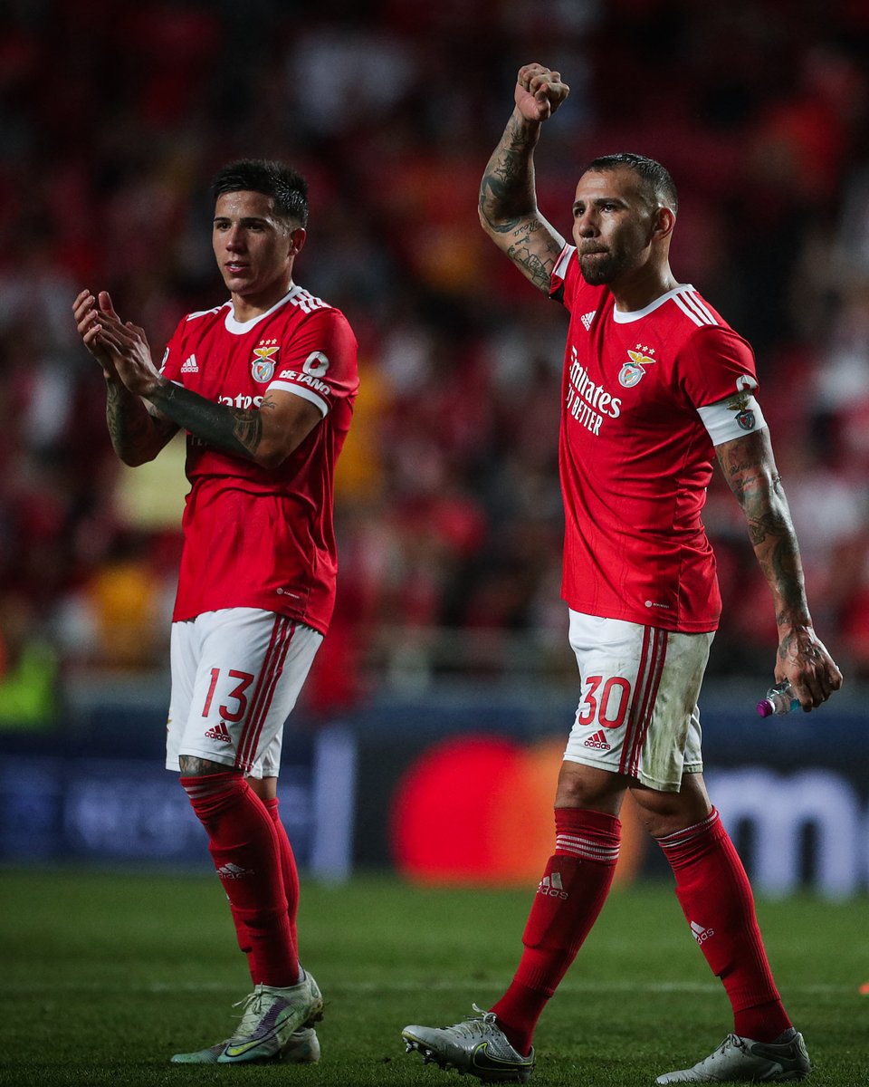 slbenfica_en's tweet photo. ©️💪
#SLBMAC #UCL https://t.co/qbLjwmkqKF