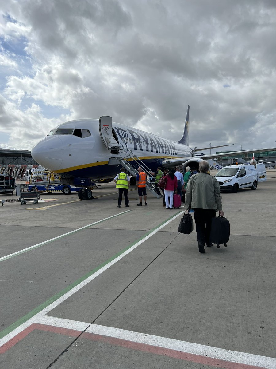 Ian and Kev arrived <a href="/STN_Airport/">London Stansted Airport</a> this morning ready to catch their flight to attend the <a href="/Dynamicweb/">Dynamicweb</a> summit #dynamicwebsummit #dynamicwebsummit2022 Ready to board and meet the Dynamicweb team in person