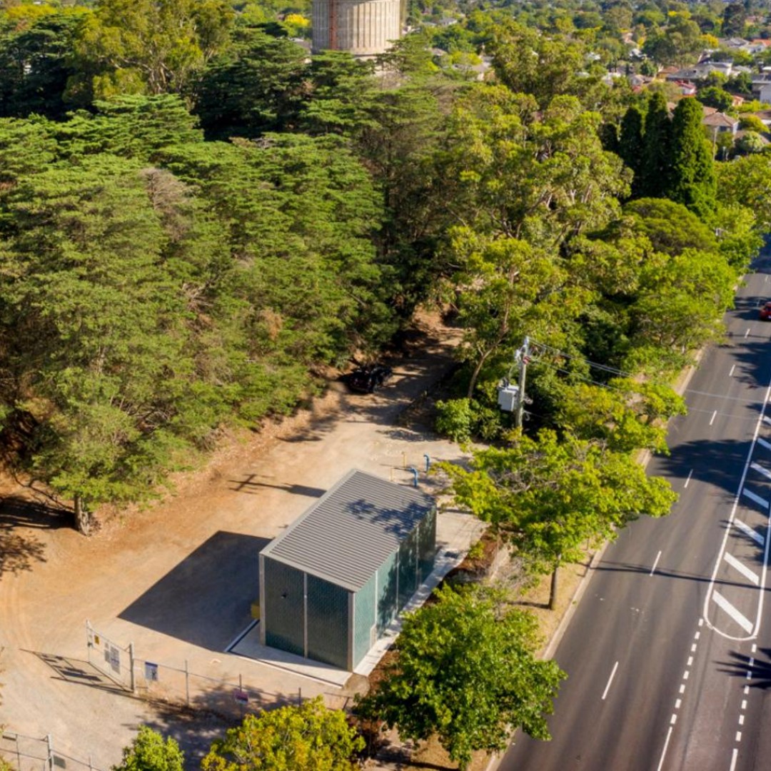 YVWater's tweet photo. Know what this building is?This #WaterPumpingStation is one of 64 in our service area-this one is in #SurreyHills. They help supply drinking #water by pumping water via underground water pipes & help to maintain a higher water pressure level in sections of our pipes. #YVWater https://t.co/pdYCSatq92