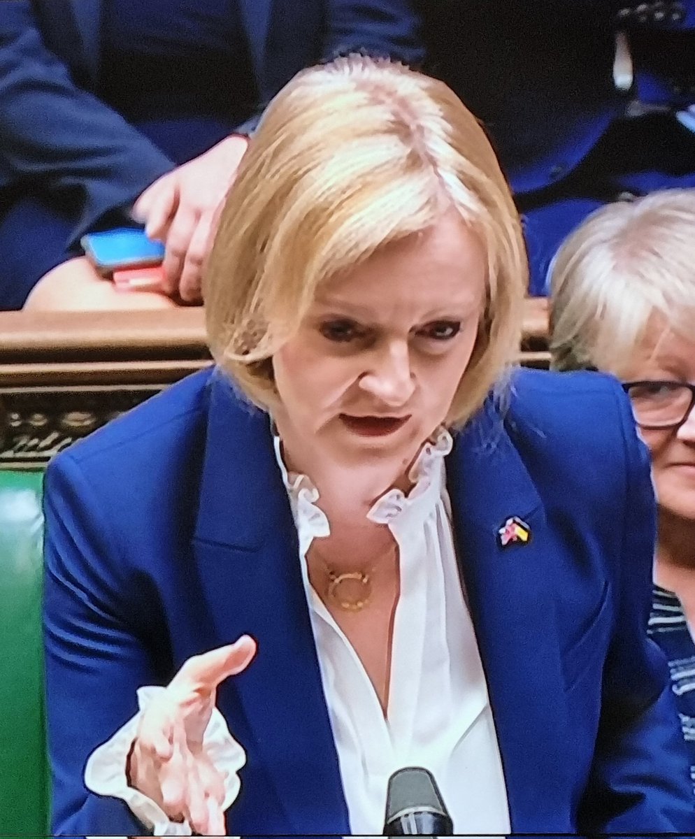 Why is she dressed like Shakespeare?! #PMQs #politicslive