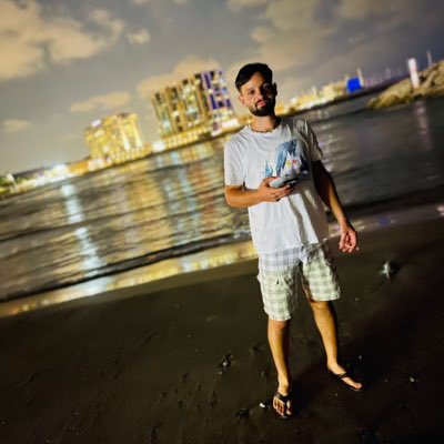 FaezHroub's tweet photo. #NewProfilePic https://t.co/RVrqmJhZtb
