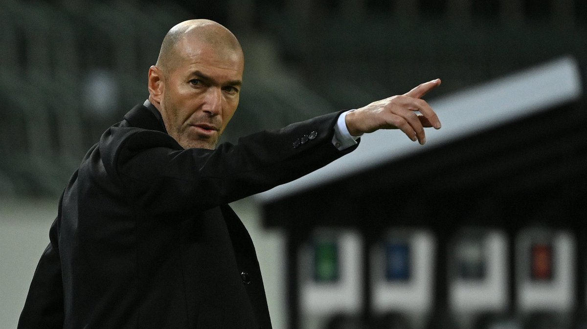 Retweet - Potter
Like - Pochettino 
Comment - Zidane