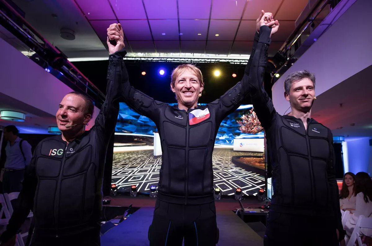 SomniumSpace's tweet image. We are honored to have made history today! 

We just finished world's first Presidential Candidate @janecek252 press conference made LIVE entirely in #VR. 

You can watch full English video at the link below ➡️

youtu.be/Geik0LBJxe4