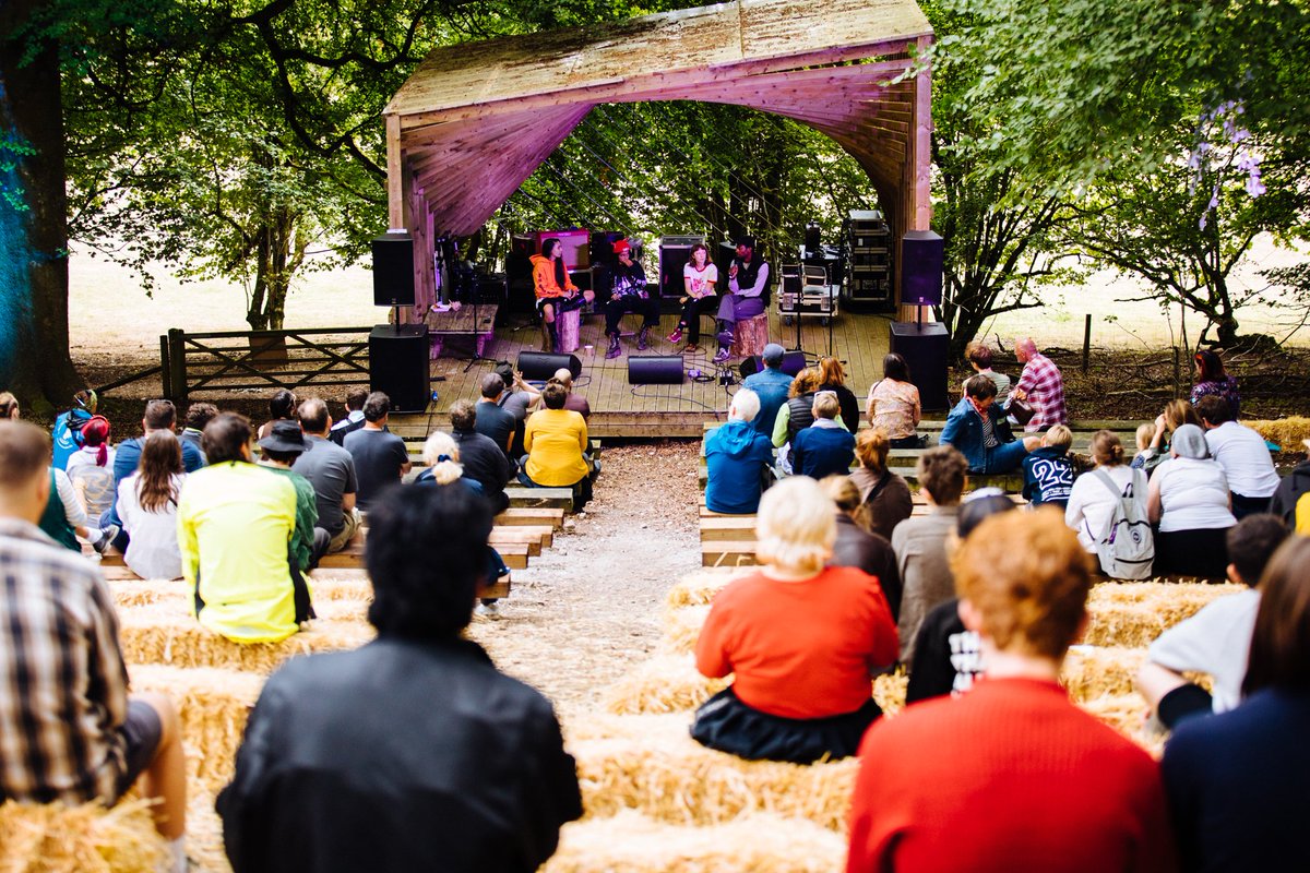 🙌 🙌🏾 Huge thanks to @theyisgrove for joining us at <a href="/EOTR/">EndOfTheRoadFestival</a> last weekend to chat about their beginnings as an artist &amp; the close knit team supporting their current rise as one of the most exciting UK acts out there right now. More of these chats coming soon. bit.ly/3Rnhfd9