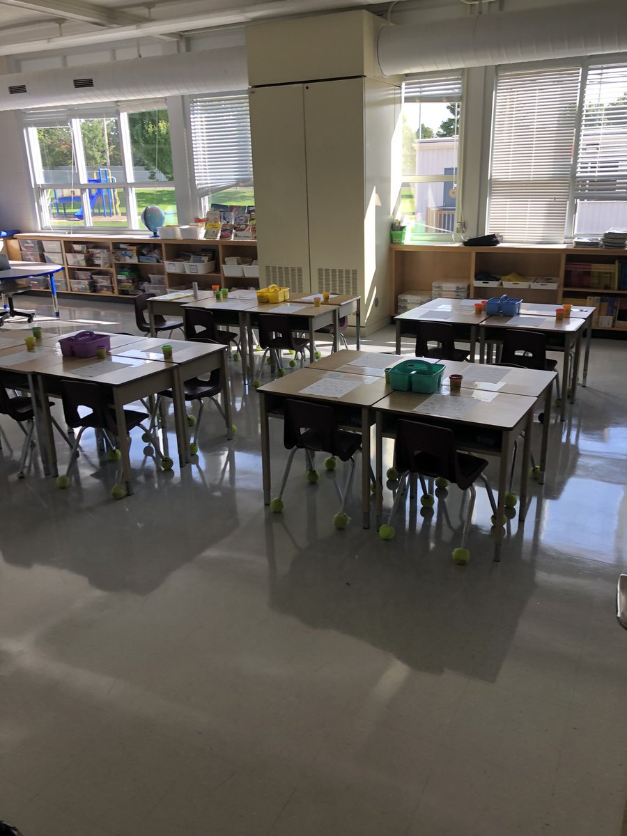 St.Thomas More tweet media