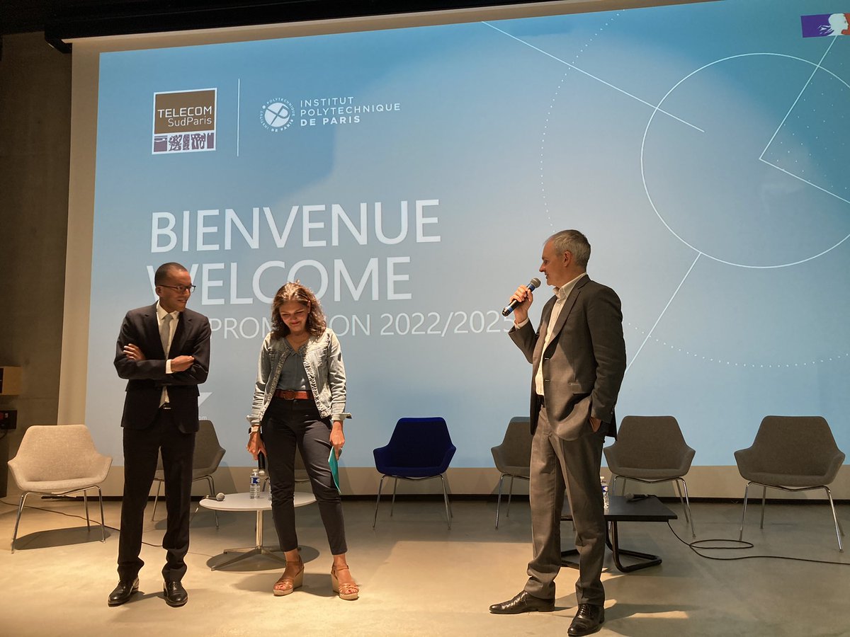 TelecomSudParis's tweet photo. [Parrainage] @TelecomSudParis @imt_bs sont heureux d'accueillir @orange comme parrain de sa Promotion 2022-2025. Ce partenaire historique est l'un des principaux formateurs et recruteurs de nos élèves et diplômés. @roxane_adle @orangejobs_fr

#reseaux #IoT #cyber #OrangeClass https://t.co/o3ujhN0HPC