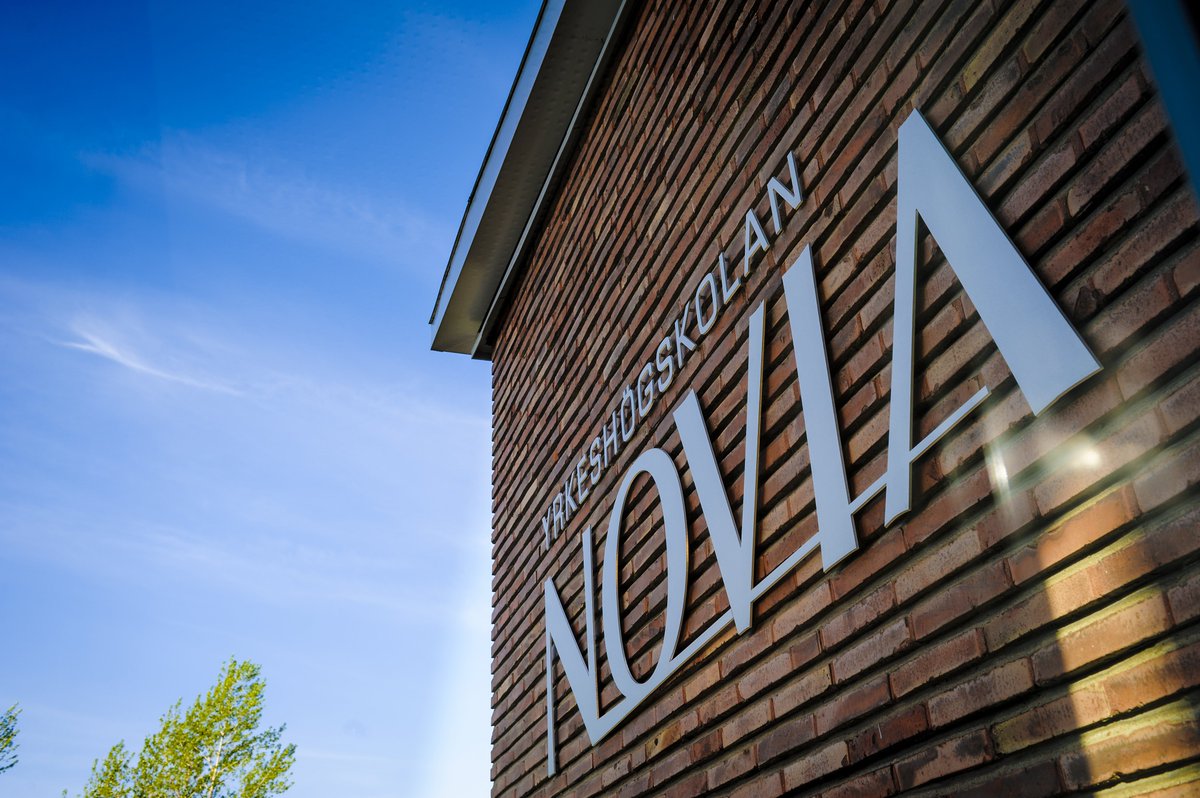Pressmeddelande: Yrkeshögskolan Novia inleder sitt femtonde läsår dlvr.it/SXvsMm