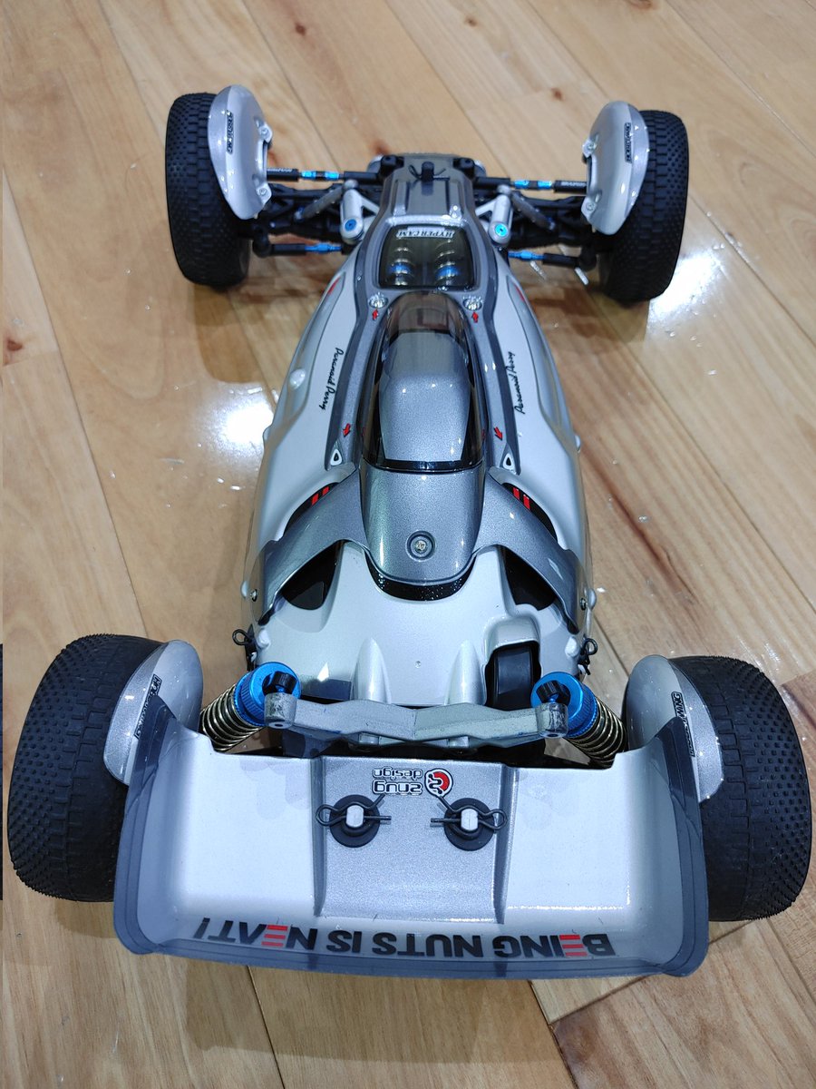RC_5105's tweet photo. 塗装終了っ❗
ブライトガンメタル(PS-63)が���に入った👍✨
#タミヤ　#TD4 https://t.co/LzURm7S1oT
